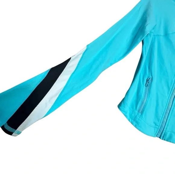 Lululemon Women's Half Moon Jacket Angel Blue Full Zip Hooded Jacket Size 6 Rare - Picture 2 of 8